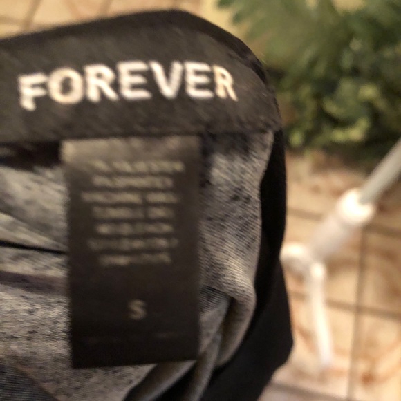 FOREVER Long sleeved dress - Picture 5 of 5